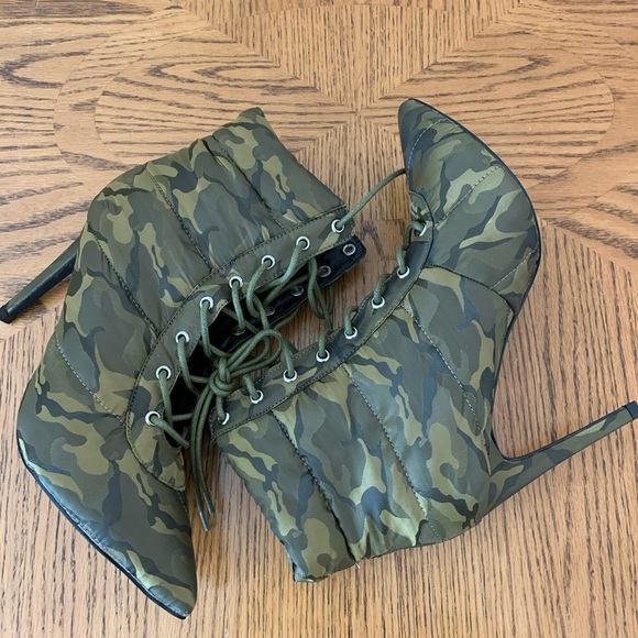 Cape Robbin Shoes - Women's Camo Stiletto Ankle Boots